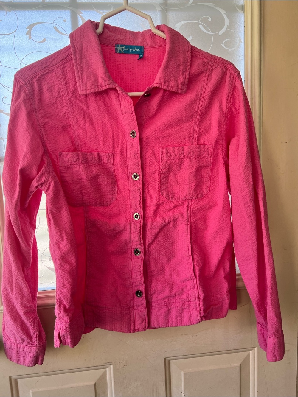 Fresh Produce vintage sz M button up shirt jacket/shacket in hot pink. 💯 cotton